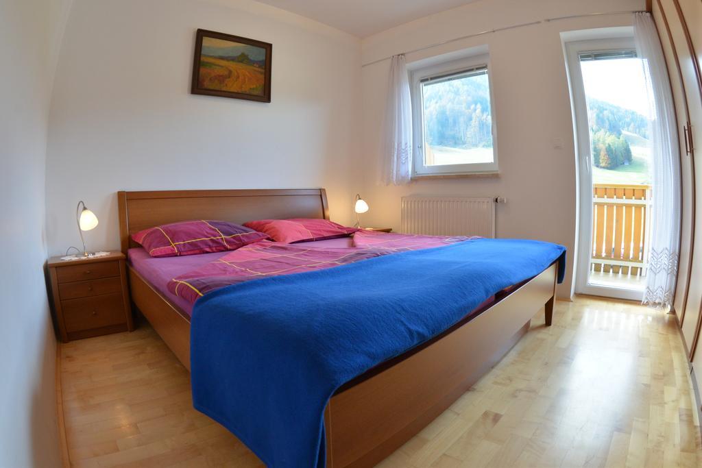 Apartments Rozic Kranjska Gora Rum bild